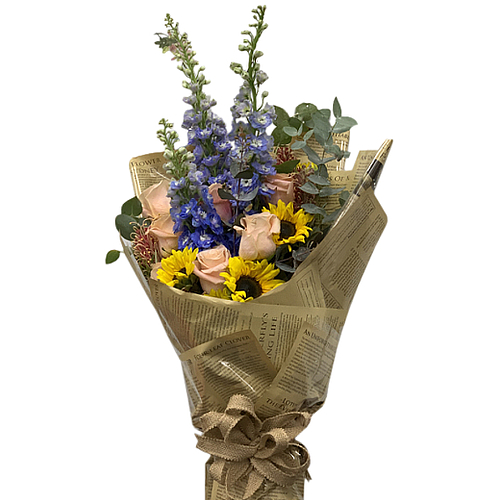The perfect bouquet to bring home to family lunch. Gentle and peachy are the roses, sunflowers and blue stock flowers. Perfect to warm up any space.